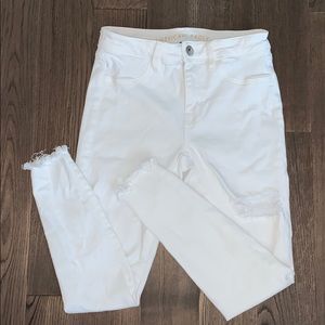 American Eagle white skinny jeans